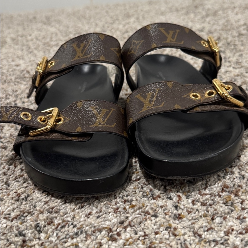AUTHENTIC Louis Vuitton Bom Dia sandals - Picture 7 of 7